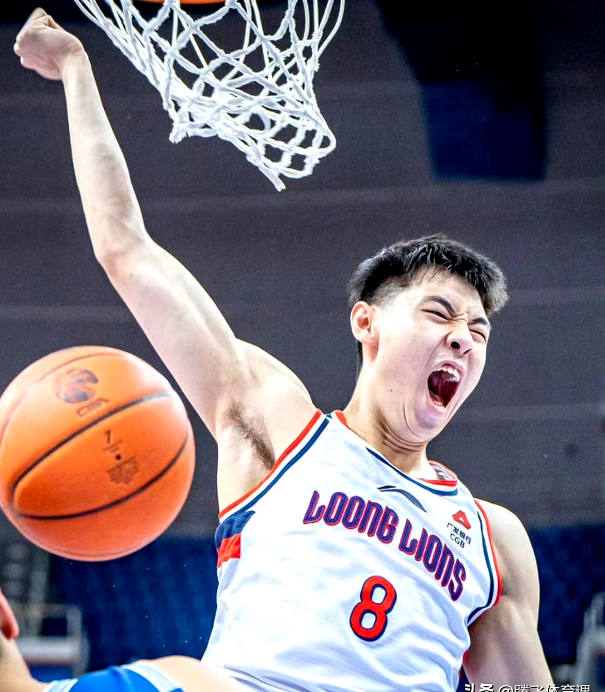 牛牛游戏-球员表现尽显潜力，赛场上无往不利的简单介绍